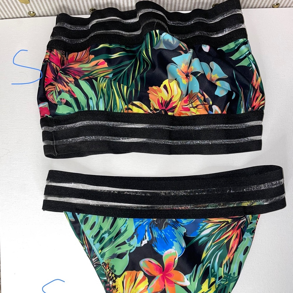 Floral bikini